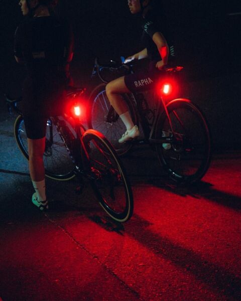 Knog Cobber Reflex 250 Lümen Şarjlı Arka Lamba Siyah