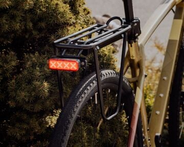 Briviga LW-R300 300 Lümen Usb-C Korna,Alarm ve Fren Sensörlü Kumandalı Bisiklet Arka Lamba