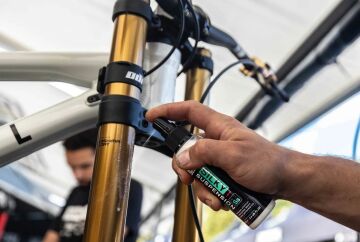 Muc-Off Silky Suspension Serum 100ml