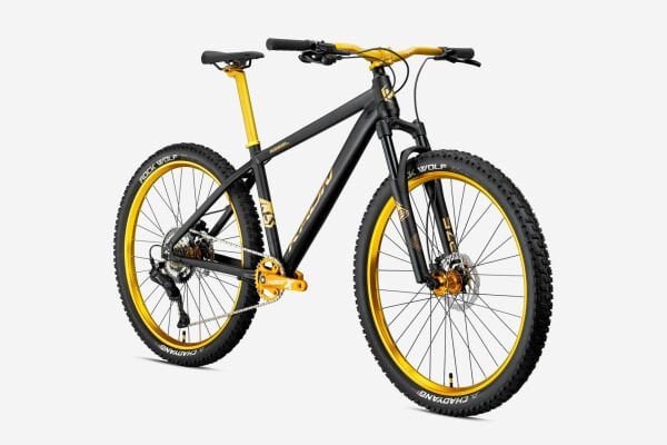 26 Kron Rebel 8v H.Disk Fren Dağ Bisikleti 38cm - Siyah-Sarı