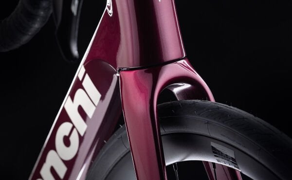 28 Bianchi Infinito 105 Di2 24v H.Disk Karbon Yarış Bisikleti