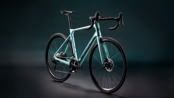 28 Bianchi Infinito 105 24v H.Disk Velomann Palladium Karbon Yarış Bisikleti 2025 55cm - Celeste