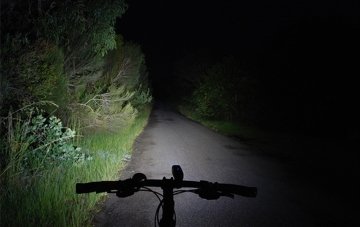 Knog Blinder Arc 5.5 Ön Lamba Mavi