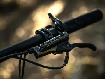 Shimano XTR BL-M9220(L), BR-M9220(F) 4 Piston Ön-Sol Hidrolik Fren Seti