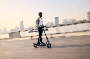 Segway Ninebot F3 PRO 1200w Elektrikli Scooter