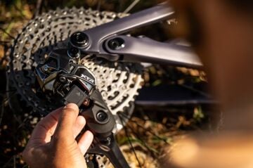 Shimano BT-DN320 Built-In Di2 Uyumlu Batarya